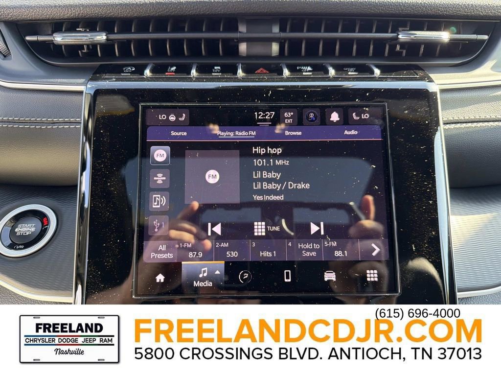 New 2025 Jeep Grand Cherokee 4WD image 25