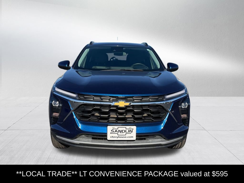 Used 2024 Chevrolet Trax LT w/ Driver Confidence Package image 3