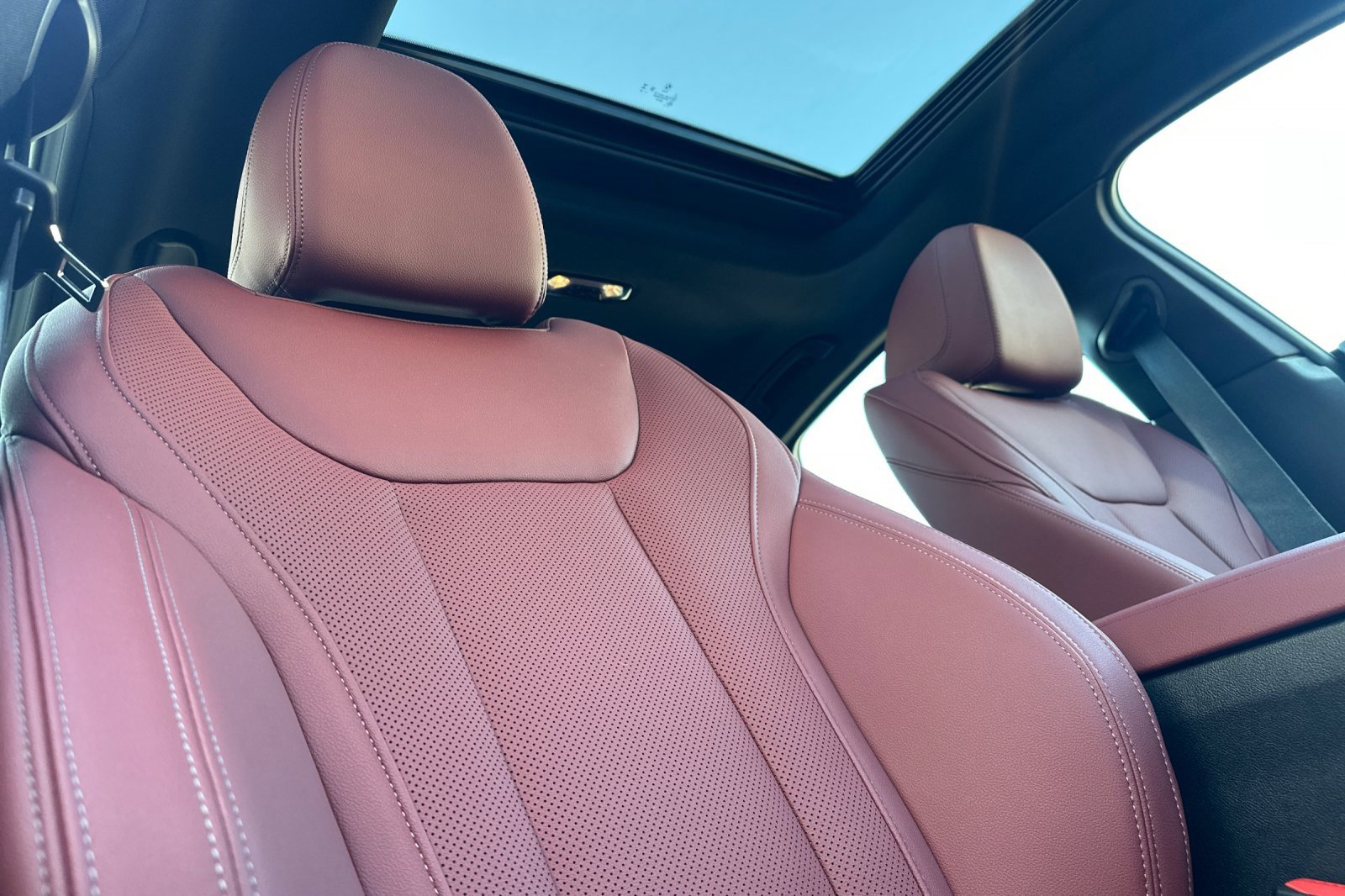 Used 2025 BMW i4 eDrive40 w/ M Sport Package image 15