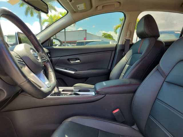 Used 2021 Nissan Sentra SR w/ SR Premium Package FWD image 19