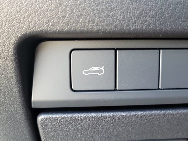 New 2026 MAZDA MAZDA3 s FWD image 19