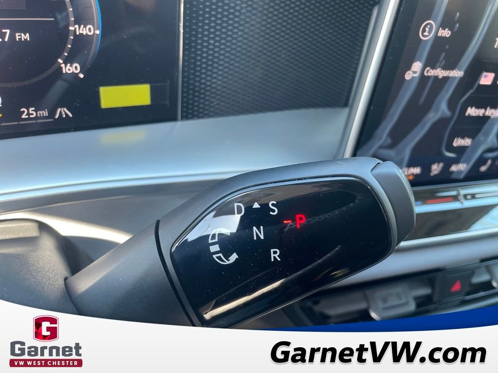 New 2026 Volkswagen Tiguan SE image 21