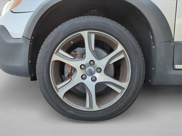 Used 2014 Volvo XC70 T6 AWD/4WD image 13