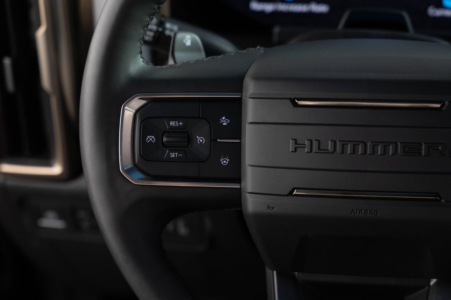 Used 2025 GMC Hummer EV 2X AWD/4WD image 29