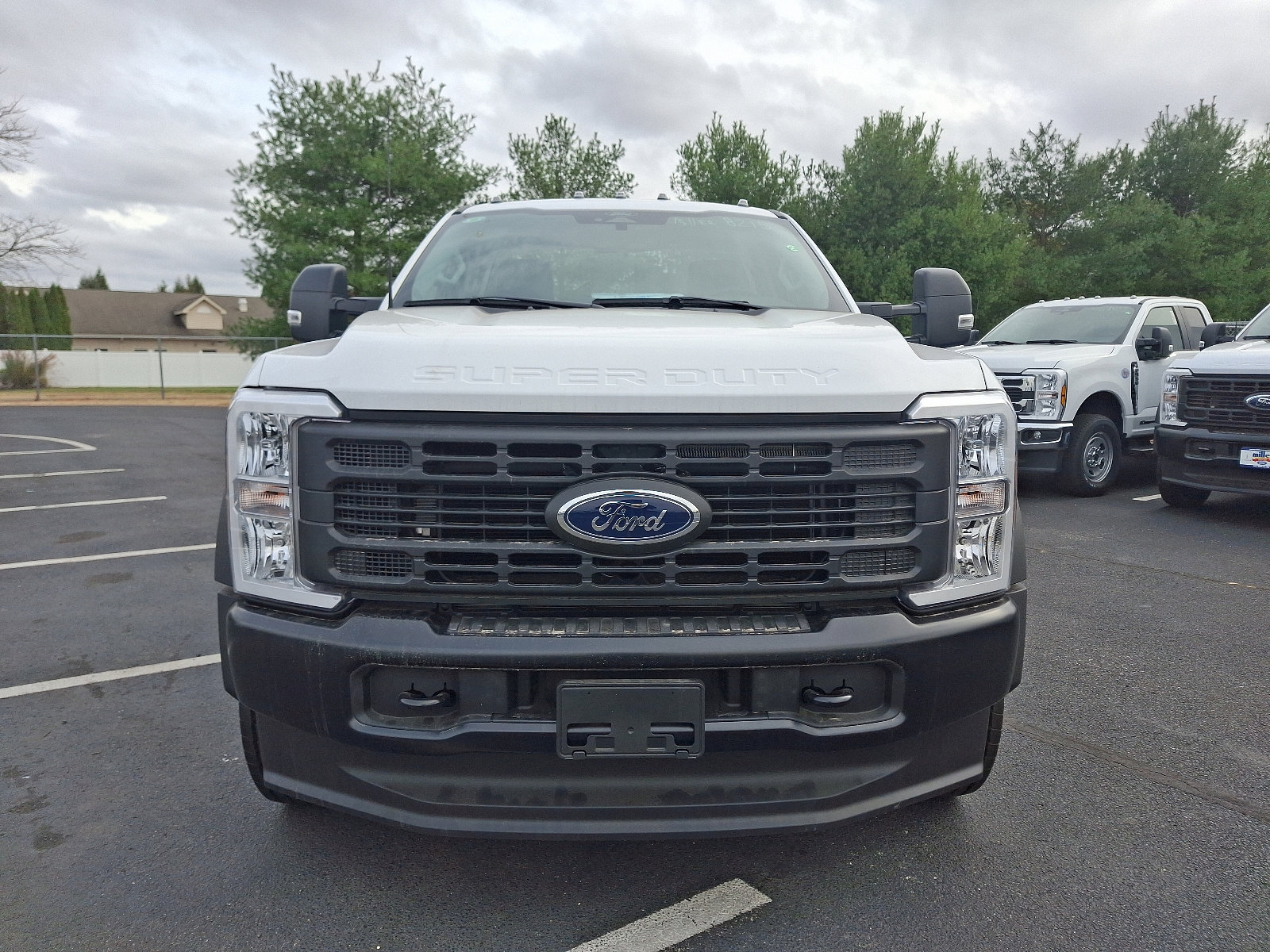 Used 2024 Ford F550 2WD Regular Cab Super Duty image 2