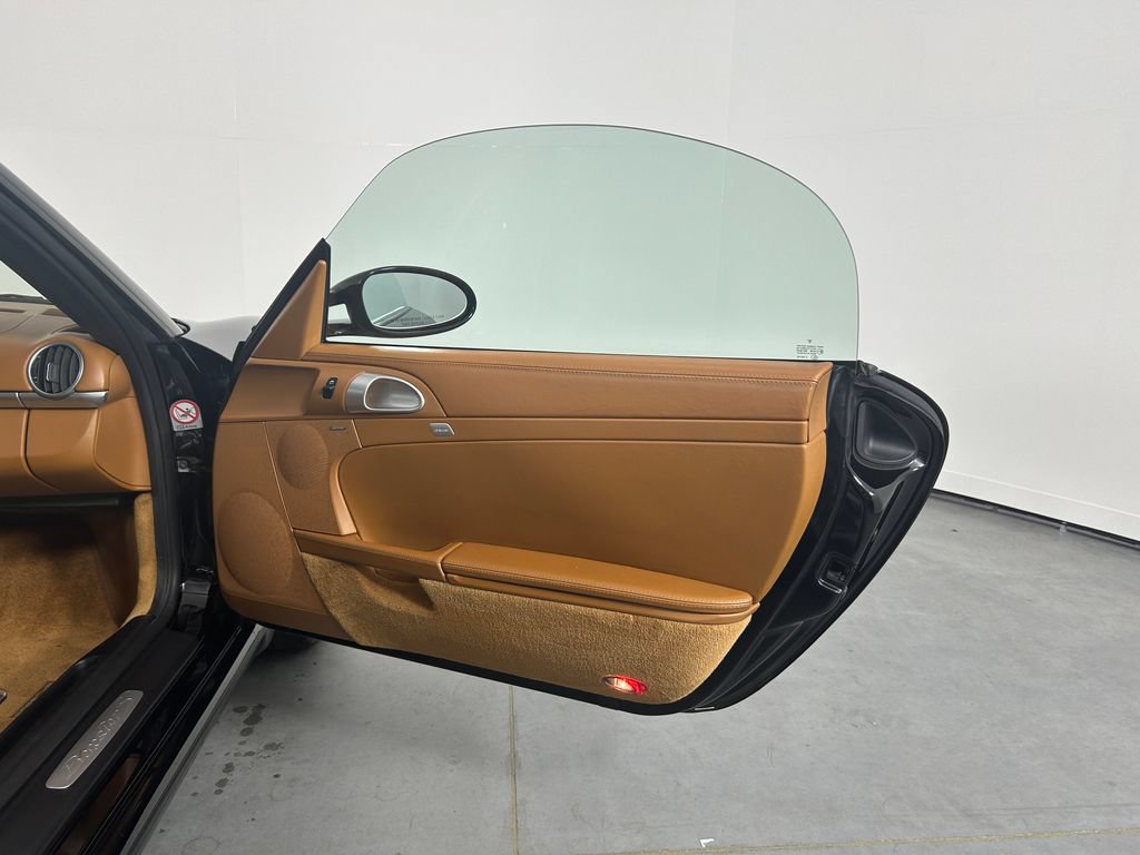 Used 2005 Porsche Boxster S RWD image 25
