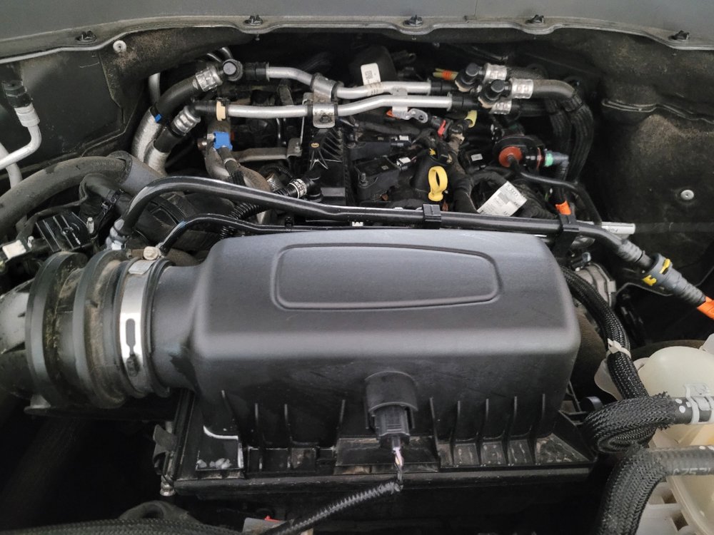 Used 2022 Ford Explorer XLT w/ Equipment Group 202A RWD image 30
