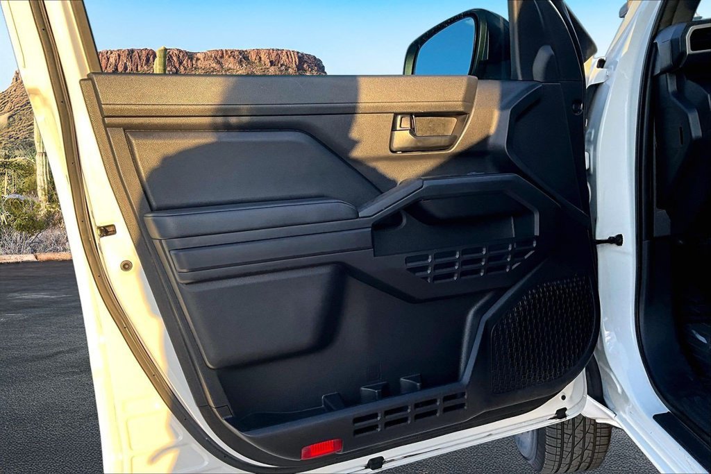 Used 2024 Toyota Tacoma SR RWD image 23