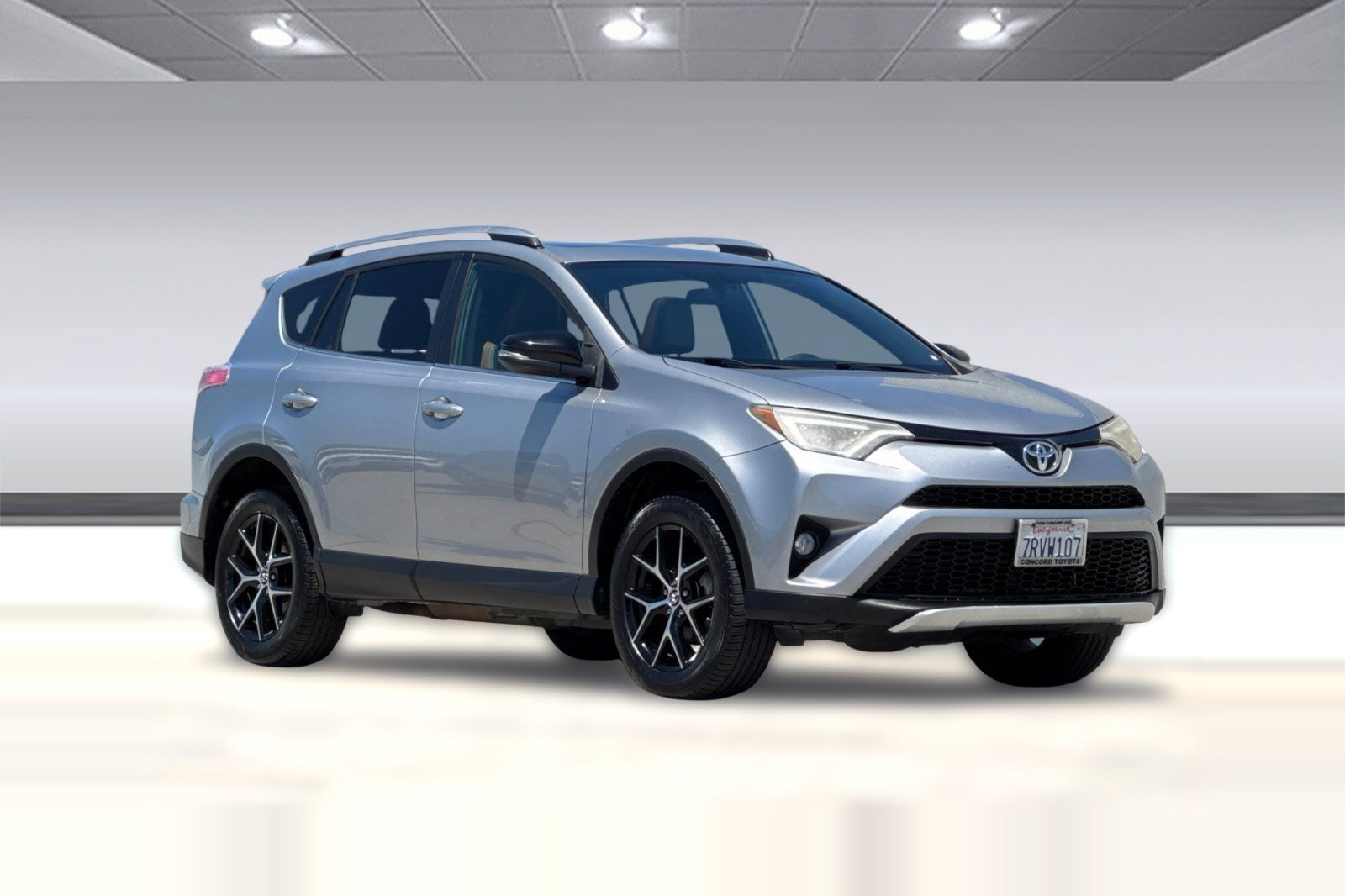 Used 2016 Toyota RAV4 SE AWD/4WD image 6