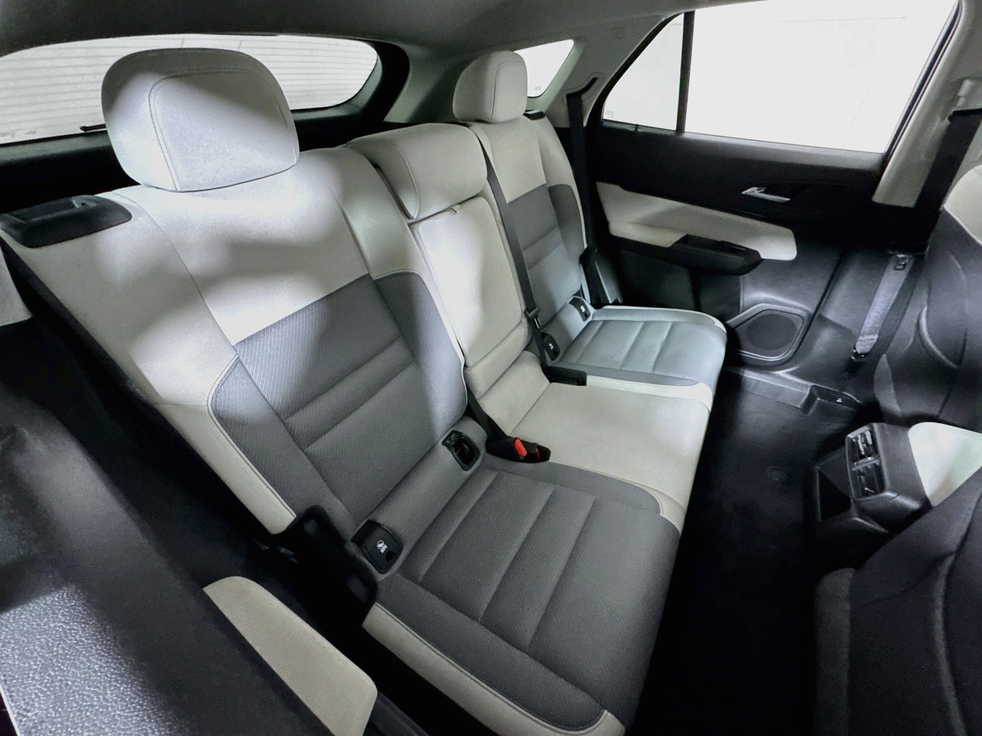 Used 2025 Honda Prologue EX image 26