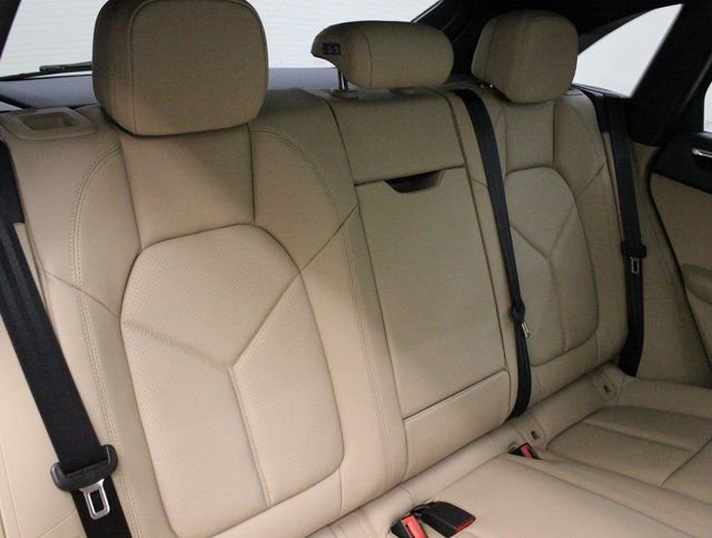 New 2024 Porsche Macan image 27