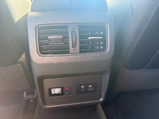 Used 2021 Nissan Rogue SL w/ Premium Package FWD image 19