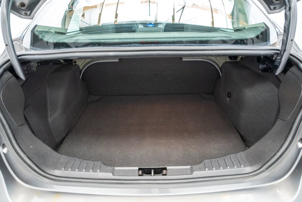 Used 2014 Ford Focus SE FWD image 11
