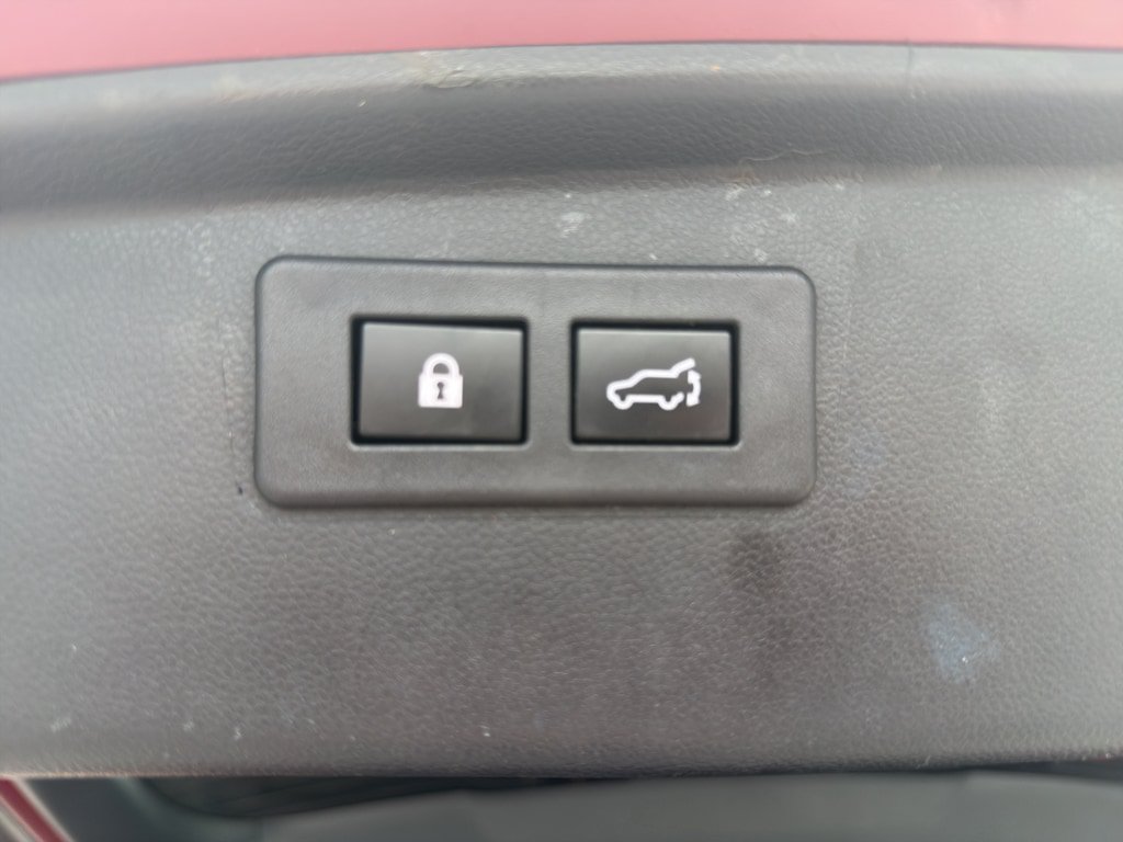 Used 2022 Subaru Outback Premium AWD/4WD image 31
