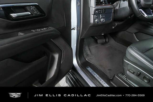 Used 2025 Chevrolet Tahoe LT AWD/4WD image 7