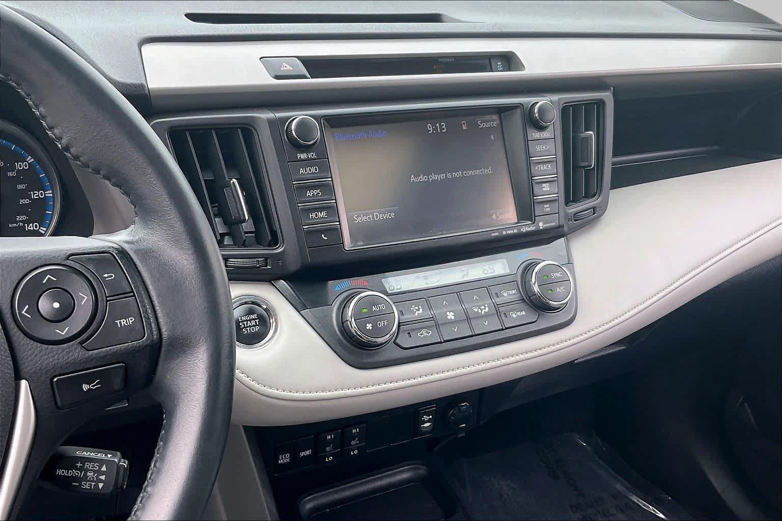 Used 2016 Toyota RAV4 Limited AWD/4WD image 11