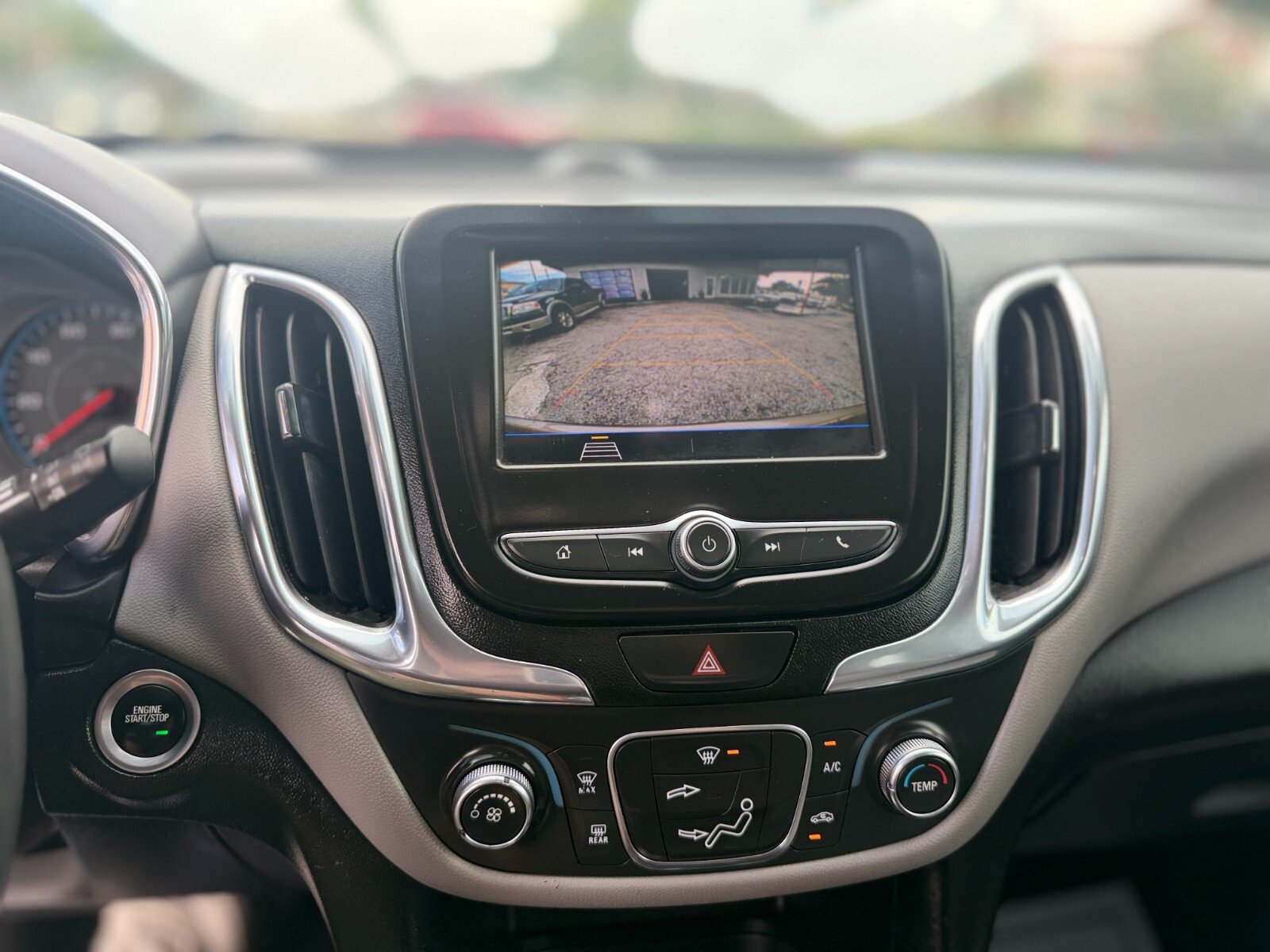 Used 2019 Chevrolet Equinox LS w/ LPO, Blackout Package FWD image 19