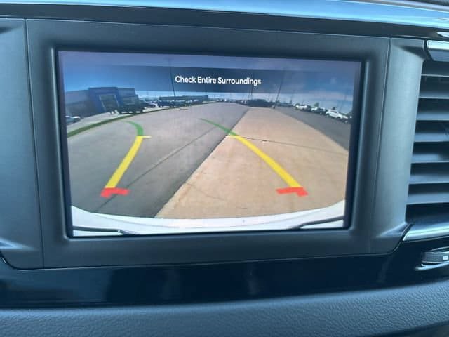 Used 2023 Chrysler Voyager LX FWD image 20