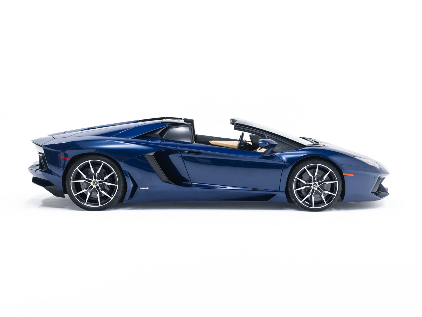 Used 2013 Lamborghini Aventador LP 700-4 AWD/4WD image 8