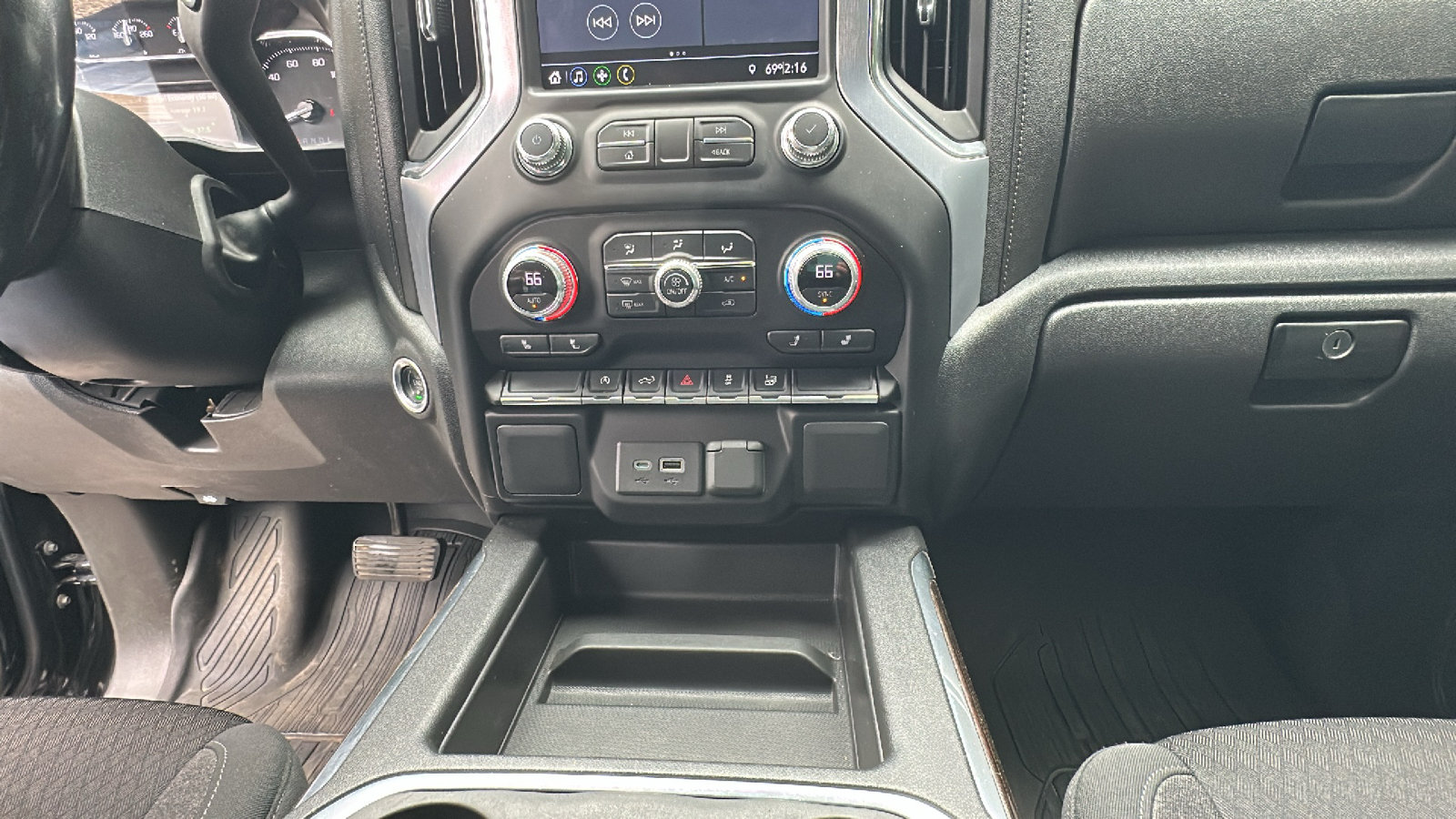 Used 2021 GMC Sierra 1500 Elevation w/ LPO, Elevation Black Package AWD/4WD image 21