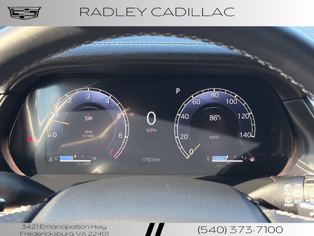 Used 2025 Jeep Grand Cherokee Limited AWD/4WD image 6