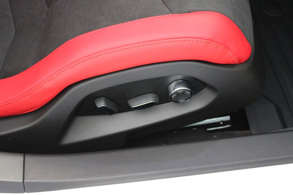 New 2026 Chevrolet Corvette Stingray Preferred Cpe w/ Z51 Performance Package image 26