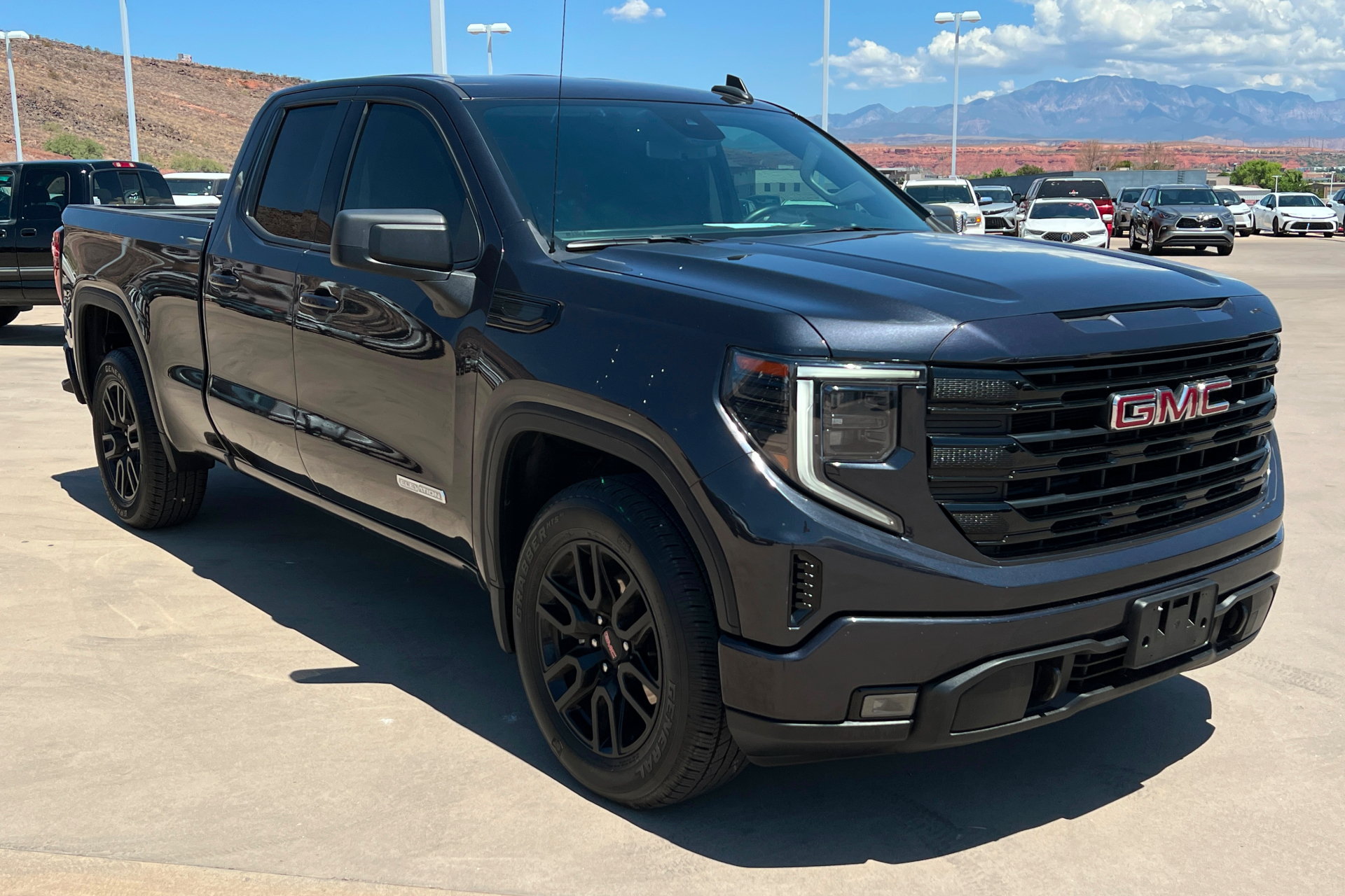 Used 2024 GMC Sierra 1500 Elevation RWD image 8
