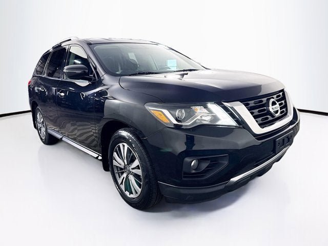 Certified 2020 Nissan Pathfinder SV image 3