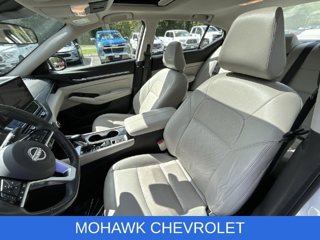 Used 2024 Nissan Altima 2.5 SL FWD image 20