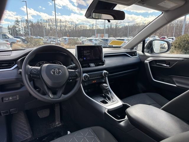 Used 2025 Toyota RAV4 XLE image 26