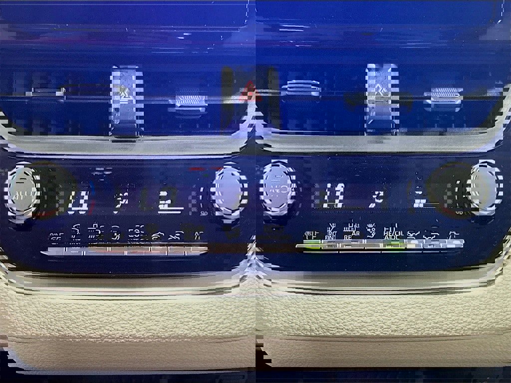 New 2026 Toyota Corolla LE image 15