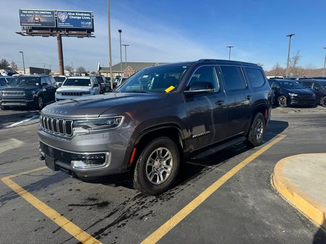 Used 2023 Jeep Wagoneer 4WD w/ HD Trailer Tow Package image 4