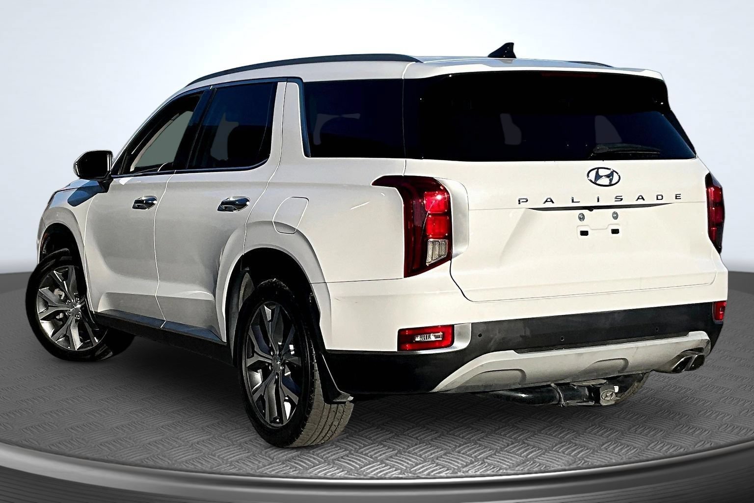 Used 2022 Hyundai Palisade SEL w/ 8P Bench Seat Package FWD image 4