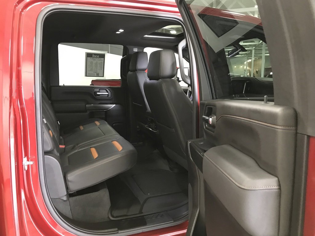 Used 2023 GMC Sierra 2500 AT4 w/ AT4 Preferred Package image 11