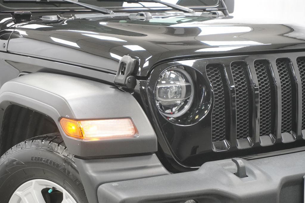 Certified 2021 Jeep Wrangler Unlimited Sport w/ Sun And Sound Package AWD/4WD image 6
