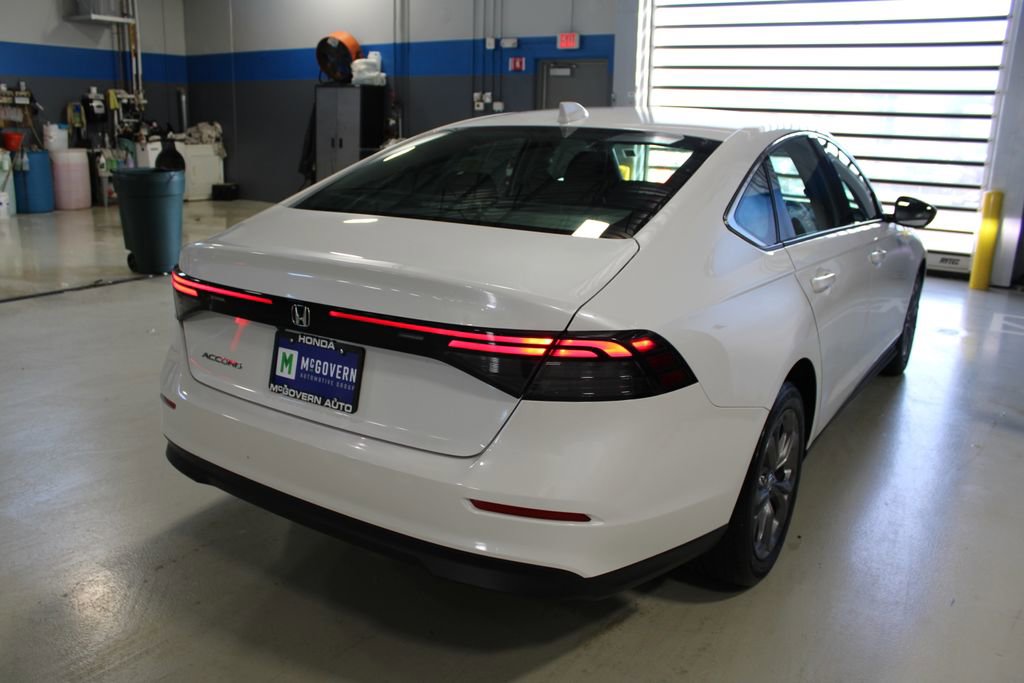 Used 2024 Honda Accord EX image 39