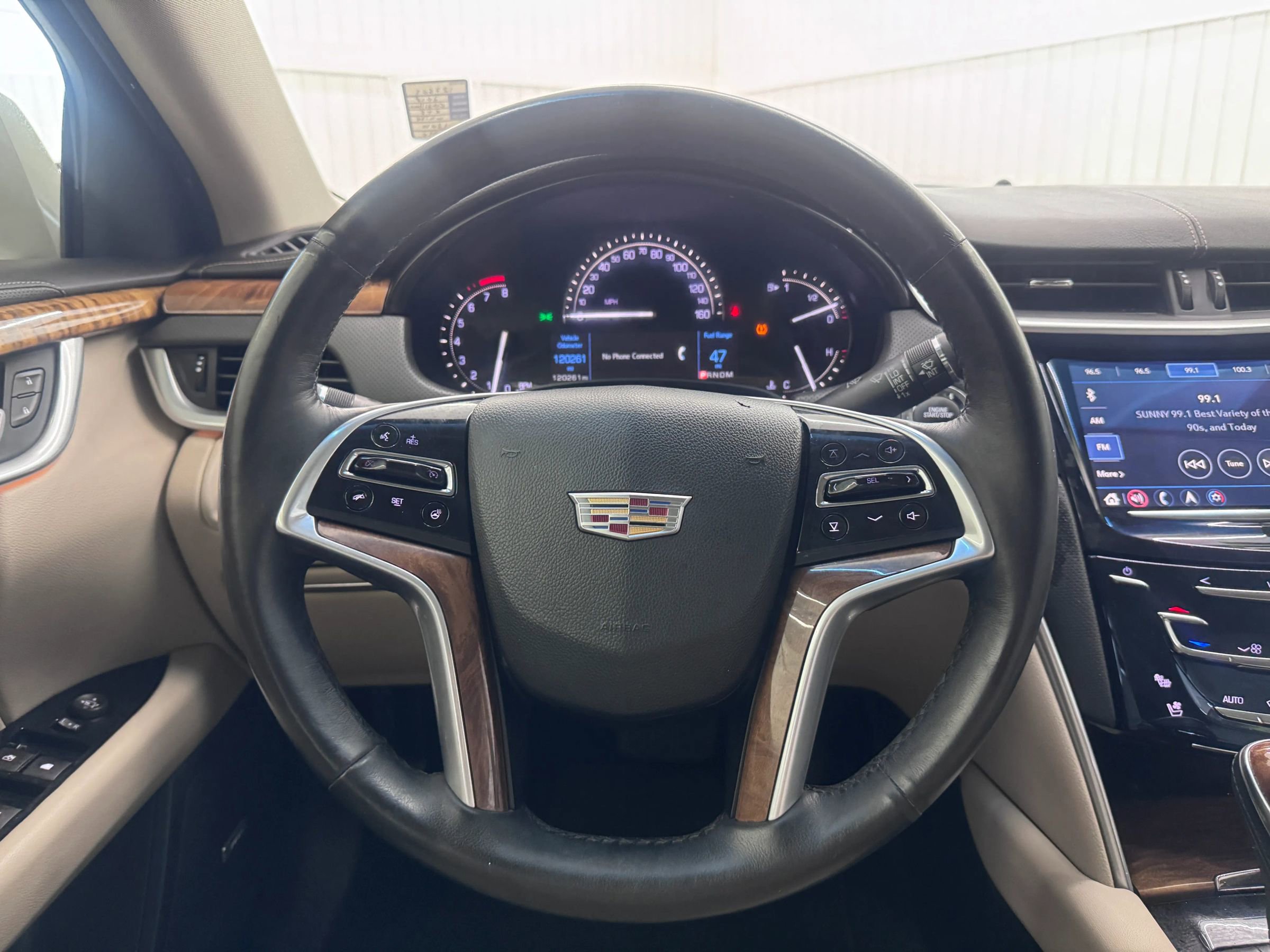 Used 2018 Cadillac XTS Luxury image 19