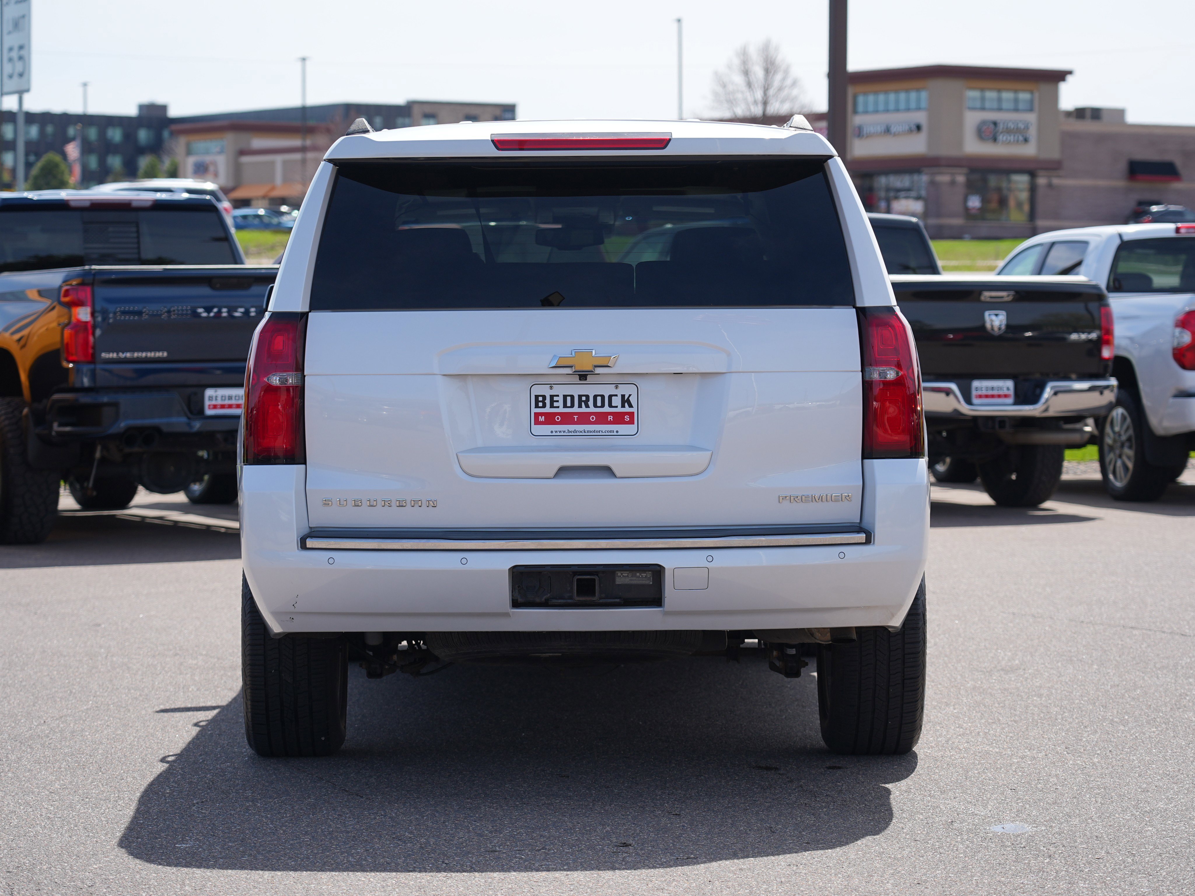 Used 2020 Chevrolet Suburban Premier AWD/4WD image 4