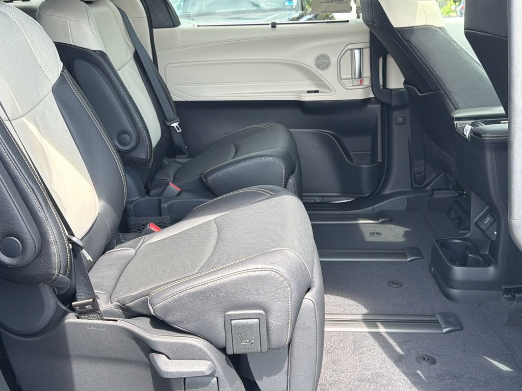 New 2026 Toyota Sienna Limited AWD/4WD image 16