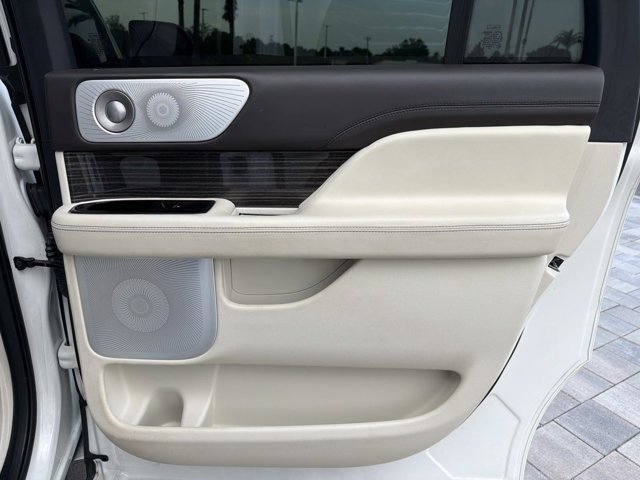 Certified 2023 Lincoln Navigator L Black Label AWD/4WD image 19