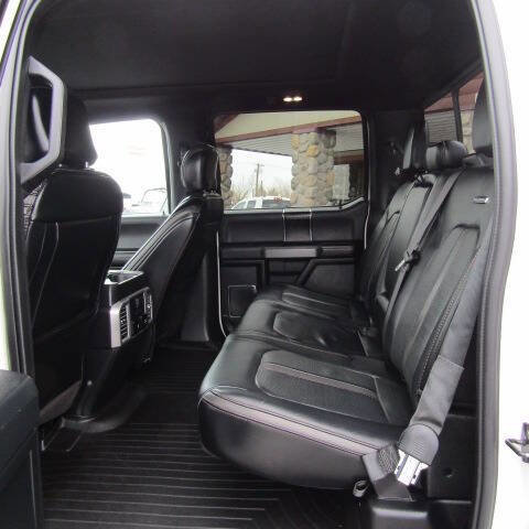 Used 2019 Ford F150 Platinum w/ Equipment Group 701A Luxury image 8