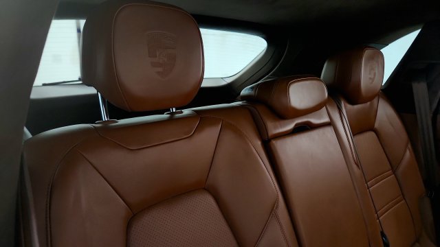 Used 2019 Porsche Cayenne Turbo AWD/4WD image 37