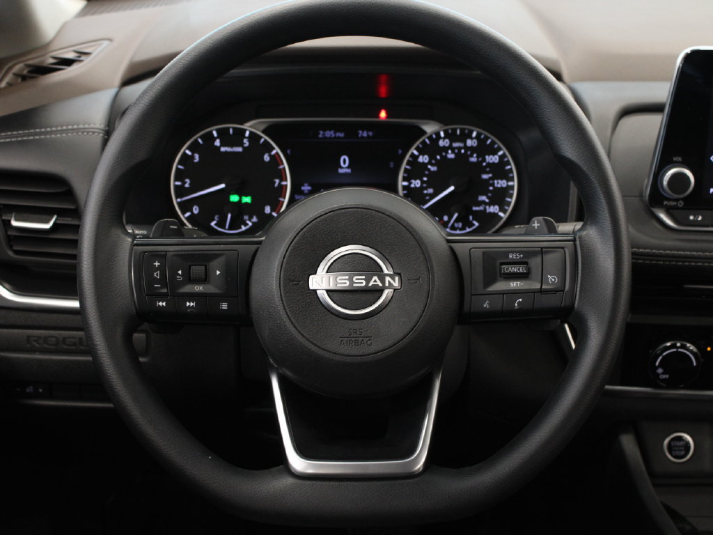 Used 2023 Nissan Rogue SV w/ SV Premium B Package FWD image 19