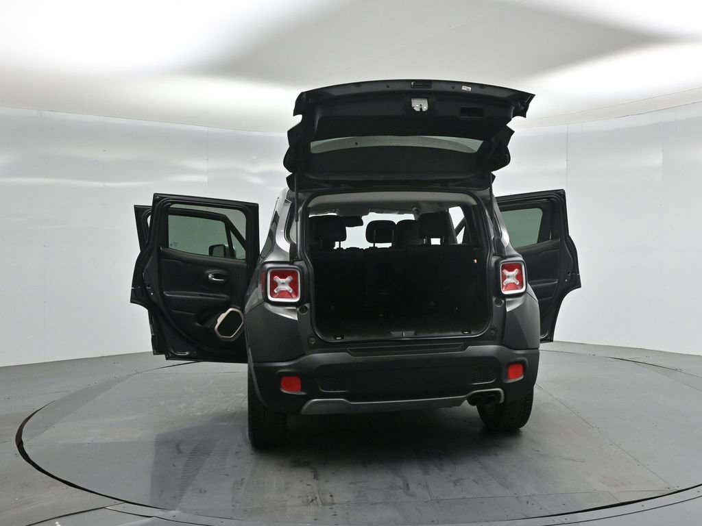 Used 2017 Jeep Renegade Limited FWD image 29