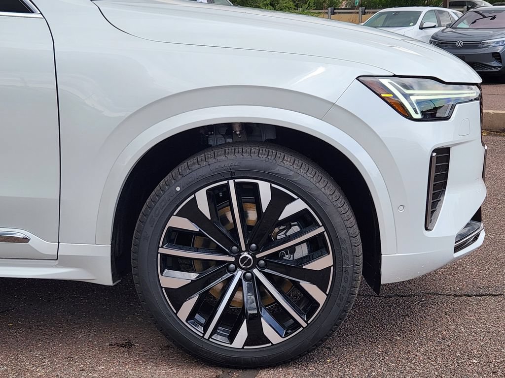 New 2026 Volvo XC90 T8 Plus w/ Protection Package Premier AWD/4WD image 29