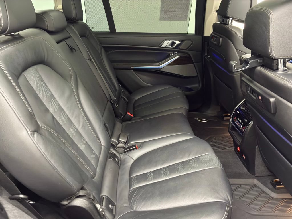 Used 2019 BMW X7 xDrive50i w/ Premium Package AWD/4WD image 54