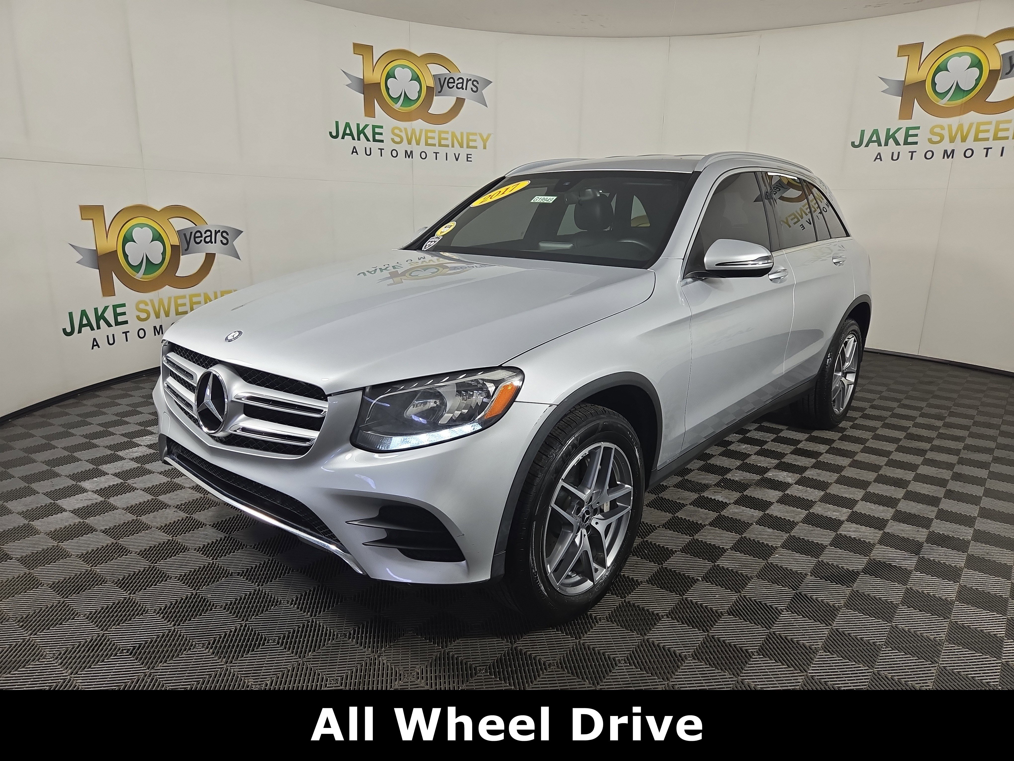 Used 2017 Mercedes-Benz GLC 300 4MATIC image 3