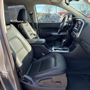 Used 2022 Chevrolet Colorado ZR2 image 23