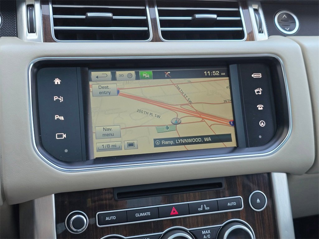 Used 2016 Land Rover Range Rover HSE image 14