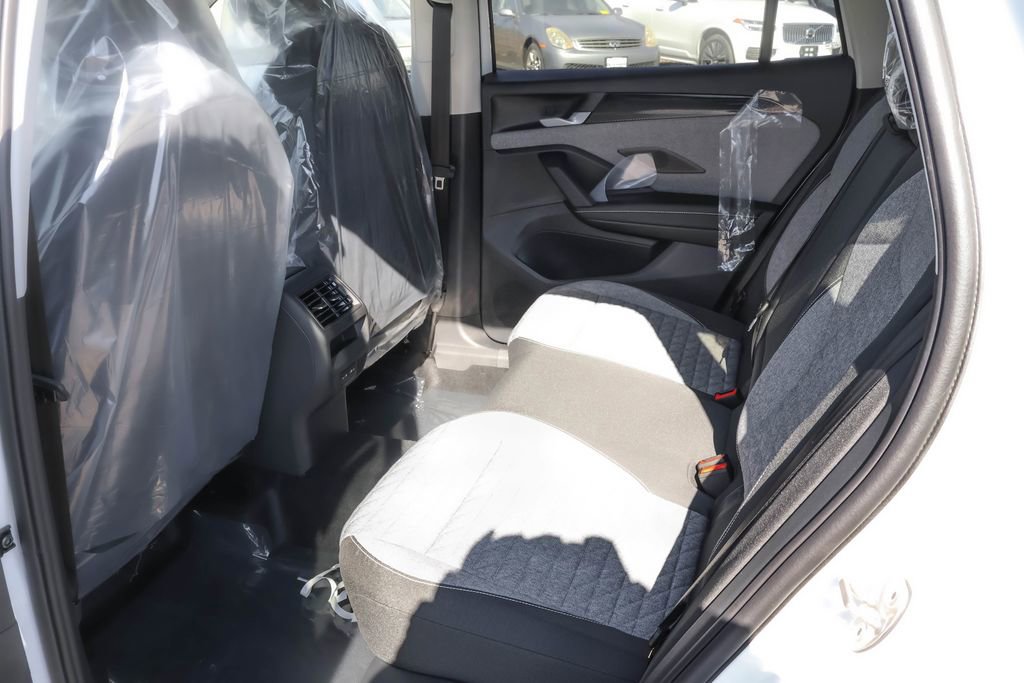 New 2026 Volkswagen Tiguan S image 32